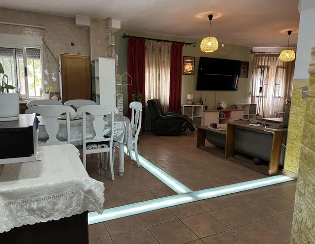 Dúplex de 4 dormitorios y terraza en la Estación de Puerto Lumbreras — 12