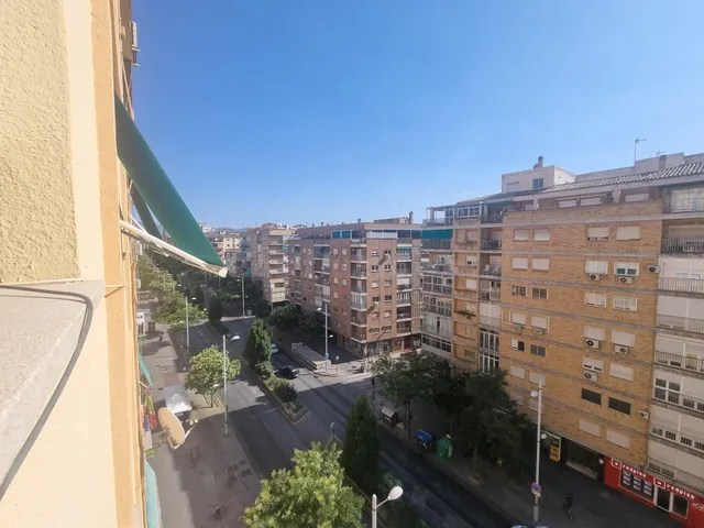 ALQUILER DE PISO EN CAMINO DE RONDA, 112 – EXCLUSIVO PARA ES - foto 2