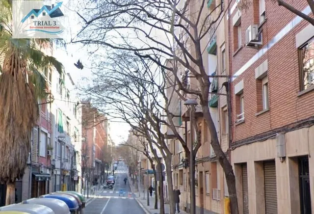 Venta Local Comercial en Santa Coloma de Gramenet (Barcelona - foto 2