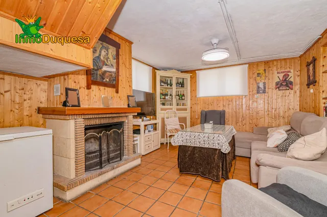 Casa pareada en LA ZUBIA, Junto instituto Trevenque. — 24