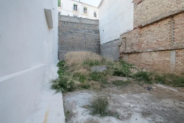 SOLAR URBANO PLURIFAMILIAR — 10
