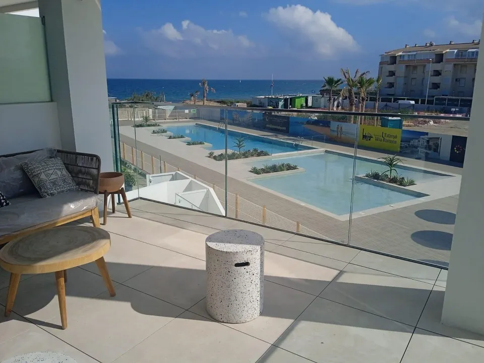 Ático de 3 dormitorios con vistas al mar en Denia