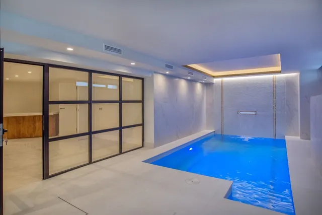 Chalet 7 habitaciones 669m² en venta - Marbella — 20