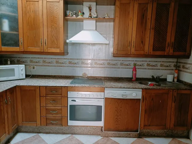 OPORTUNIDAD DE DOS CASAS EN UNA — 20