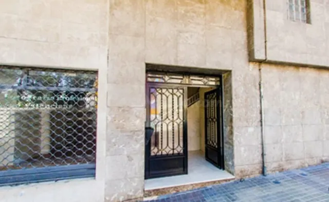 Piso en venta en Alcoy – Ideal para inversión — 2