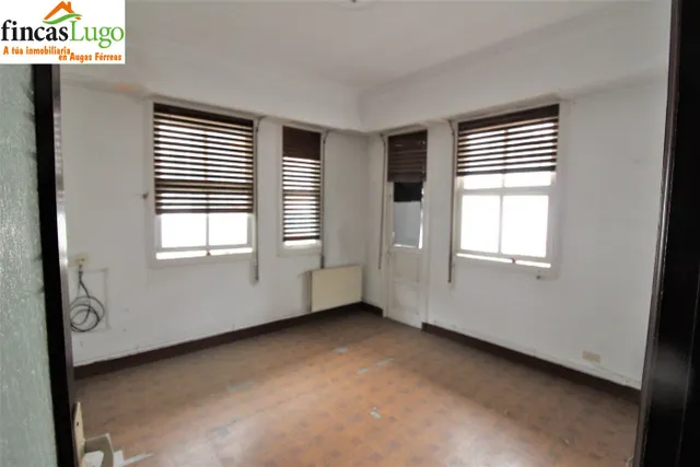 CASA CERCA DEL CENTRO — 17