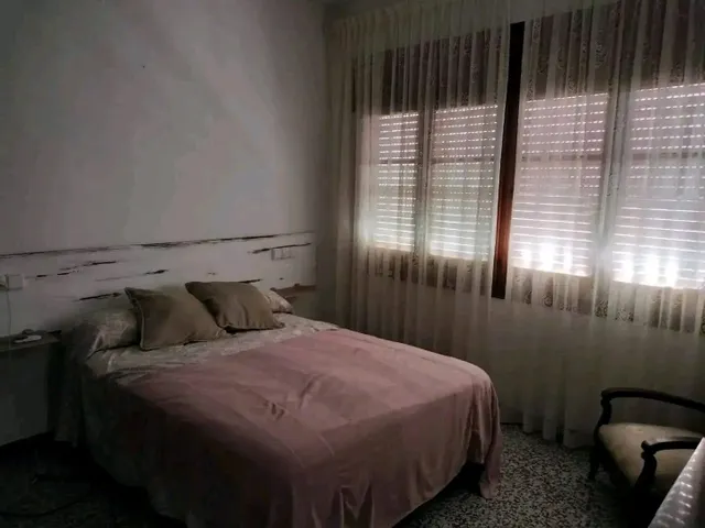 APARTAMENTO TRES habitaciones SEGUNDA LINEA DE MAR SANT CARLES DE LA RAPITA — 4