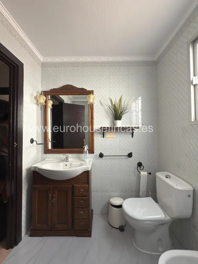 Descubre esta espectacular casa de pueblo ubicada en pleno corazón de Ardales!!! — 33