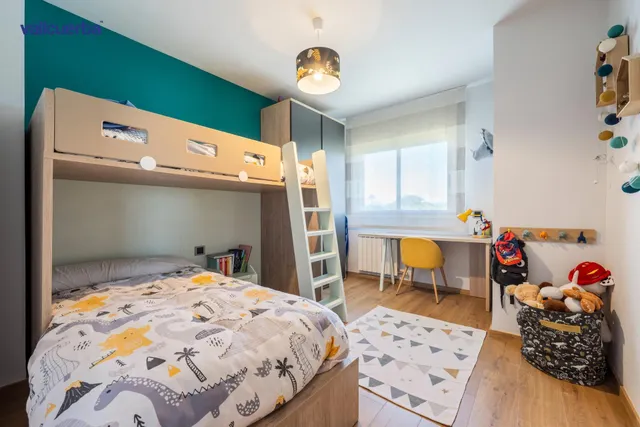 CASA ESQUINERA EN RESIDENCIAL AIGÜESVERDS DE REUS — 41