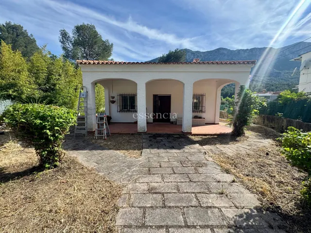 ESPECTACULAR CHALET EN LA DROVA — 36