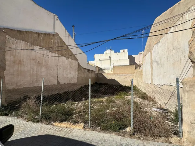 ¡INVERSIÓN EN TORRELLANO DE SOLAR URBANO! - foto 4