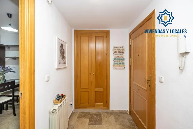 Piso de dos dormitorios en Sanders, en urbanización privada con piscina, pistas de padel, plaza de garaje y trastero — 18