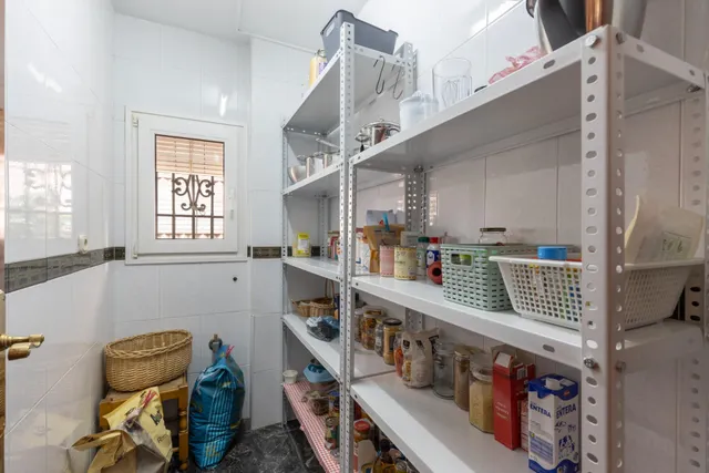 Complejo industrial con vivienda en Alhendín con 2500 metros cuadrados — 19