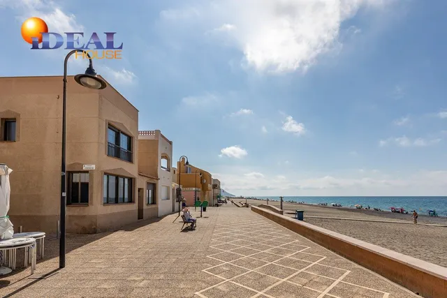 ATENCION PONEMOS A LA VENTA EL PRIVILEGIO DE VIVIR EN PRIMERÍSIMA LÍNEA DE PLAYA. ¡EN CABO DE GATA! — 31