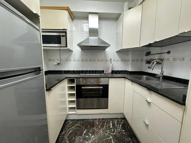 Alquilo piso de un dormitorio en calle Platería. — 5