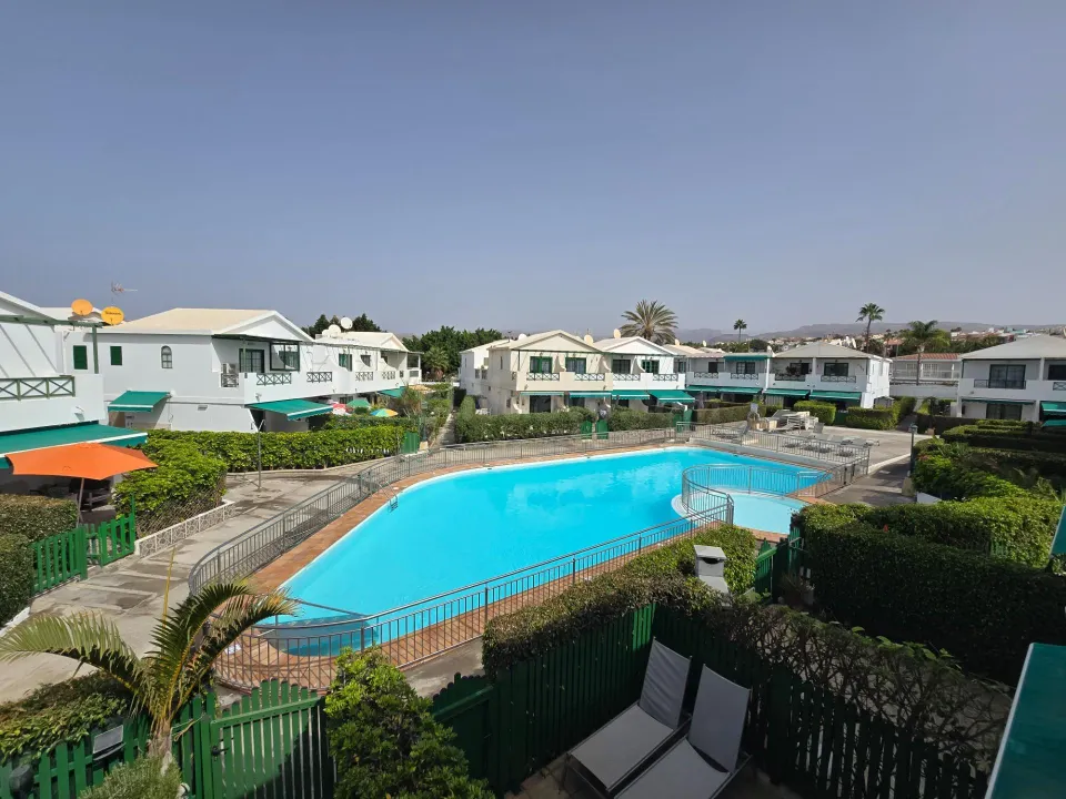 Precioso Dúplex de Dos Dormitorios y Dos Baños en Alquiler