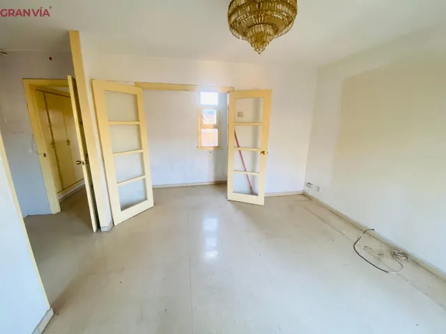 Apartamento en venta en el Casco Antiguo - foto 4