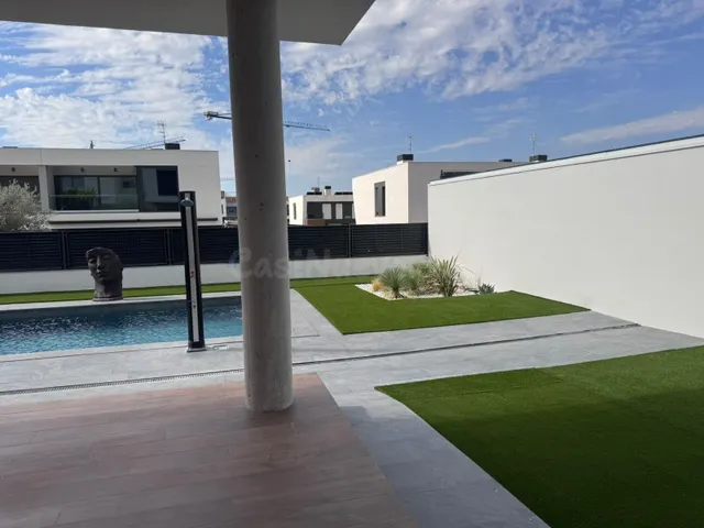 Exclusivo Chalet de Diseño en El Bosque, Villaviciosa de Odó - foto 4