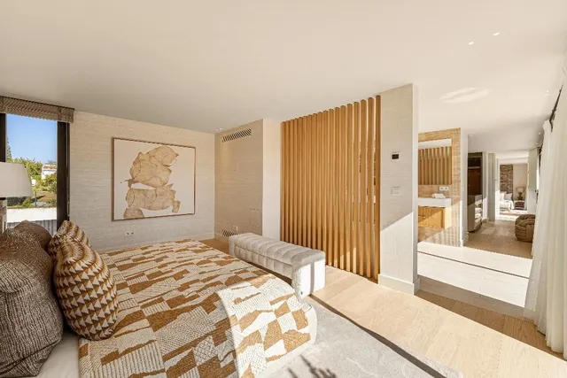 Villa 6 habitaciones 840m² en venta - Aloha — 45