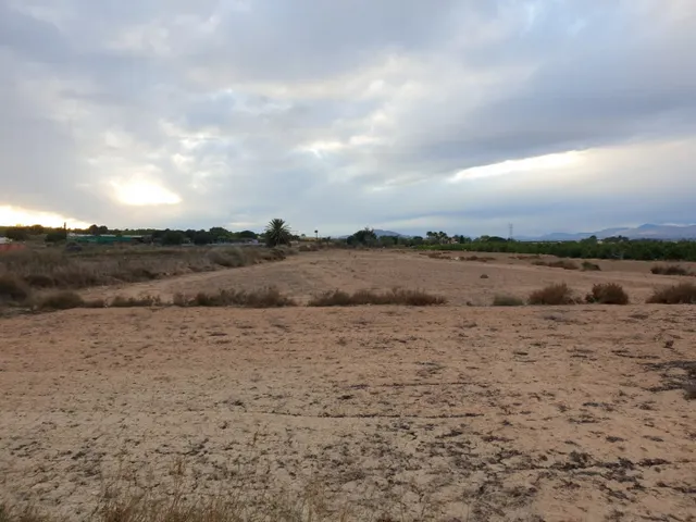 TERRENO EN EL MOLAR ( ZONA LA MARINA ) — 7