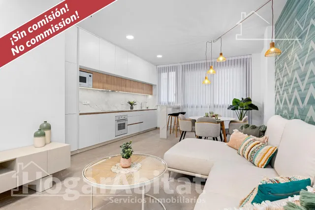 VIVIENDA DE LUJO CON PISCINA Y GARAJE MUY CERCA DE LA PLAYA