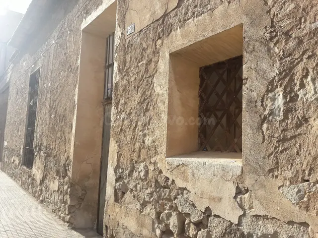 SOLAR URBANO EN ASPE PARA CONSTRUIR EN BUENA ZONA - foto 3