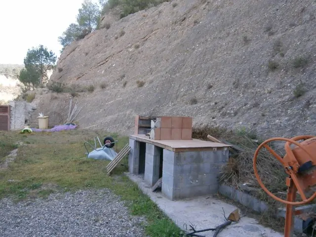 TERRENO EN CAN VILLABA DE ABRERA CON PISCINA Y BARBACOA, A 25 MINUTOS DE BARCELONA — 6