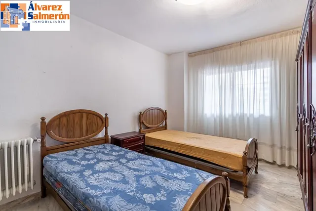 MAGNIFICA VIVIENDA EN LAS FLORES - CAMINO DE RONDA — 11