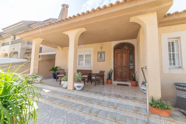 Chalet 5 habitaciones 435m² en venta - Aldeas del villar — 38