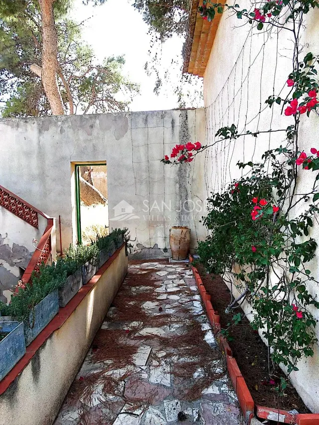 VENTA DE CASA EN LA ROMANA PARA REFORMAR — 11