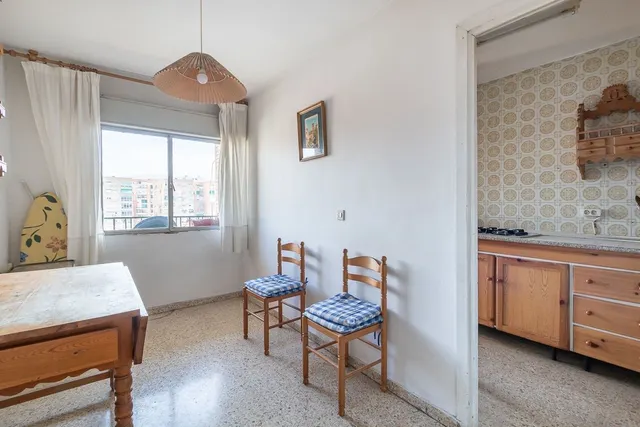 Avda Italia — 14