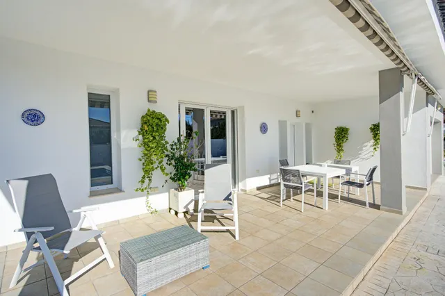 EXCLUSIVO CHALET INDEPENDIENTE DE UNA SOLA PLANTA EN EL VENTORRILLO – CÚLLAR VEGA — 8