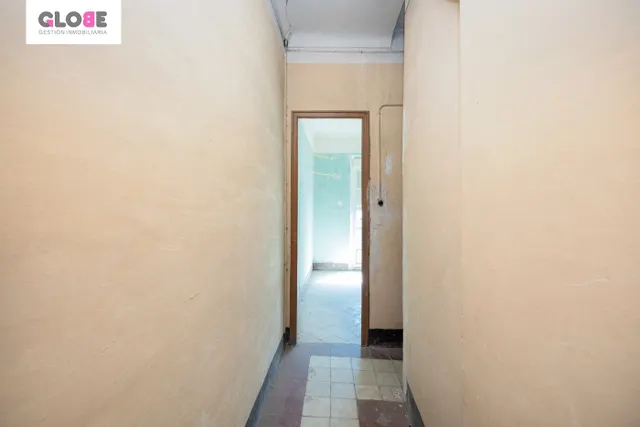 A LA VENTA EDIFICIO EN PLAZA BIB-RAMBLA — 29