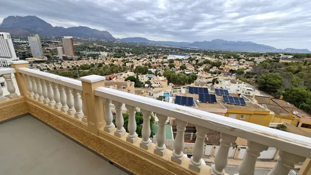 ESPECTACULAR CHALET EN BENIDORM CON APARTAMENTO DE VERANO — 36