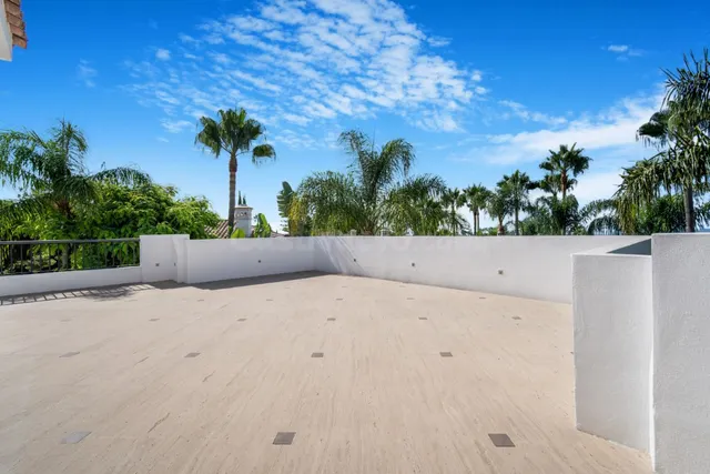 Chalet 4 habitaciones 550m² en venta - Marbella - foto 4