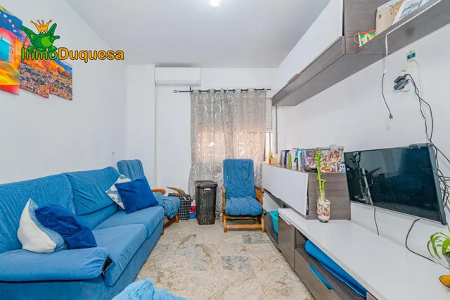 Piso de 3 Dorm. con 2 baños + APARCAMIENTO y TRASTERO — 7