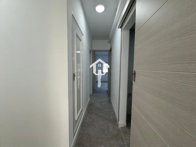 Inmoparadise les ofrece espectacular vivienda en venta en Alicante centro, el edificio los representantes . 120m2, 3 dormitorios, dos baños,reformada. — 20