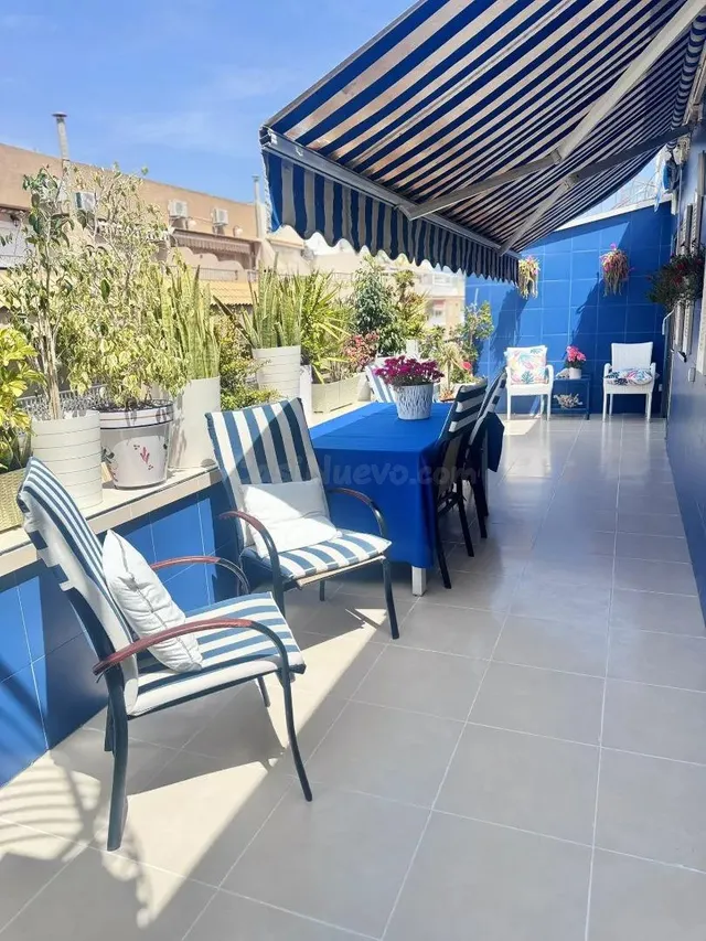 Ático en venta en Zona Playa de los Locos — 2