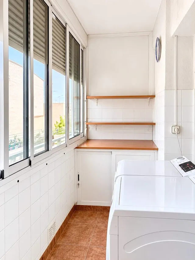 Vivienda amplia de 4 dormitorios cerca de la avenida Padre Esplá. — 6