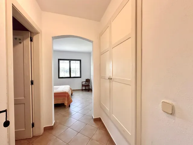 CALONGE: CHALET CON LICENCIA TURÍSTICA, GARAJE, JARDÍN Y PISCINA. ZONA MAS AMBRÓS - VIZC. CABANYES. — 36