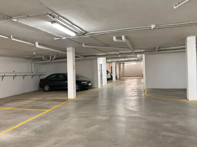 ¡AMPLIA PLAZA DE GARAJE DE 27 m2 EN LAS GABIAS! — 8