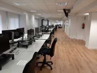 CUZCO-CASTELLANA, OFICINA LUMINOSA Y EXTERIOR 595m2, calefac - foto 2