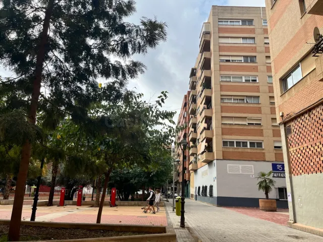 EXCELENTE LOCAL EN BENIMACLET!!! - foto 2