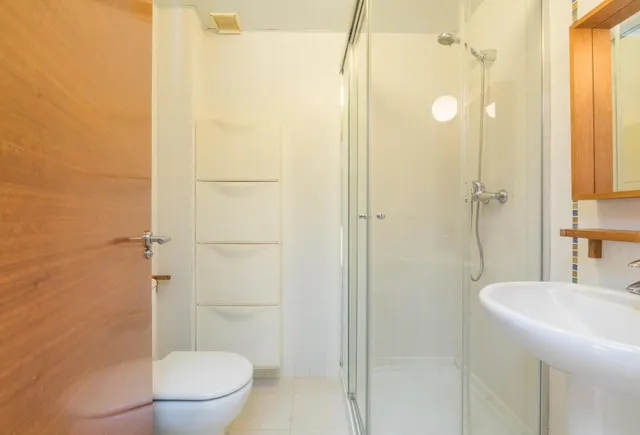 AMPLIO DUPLEX EN CAMPO DE GOLF — 30