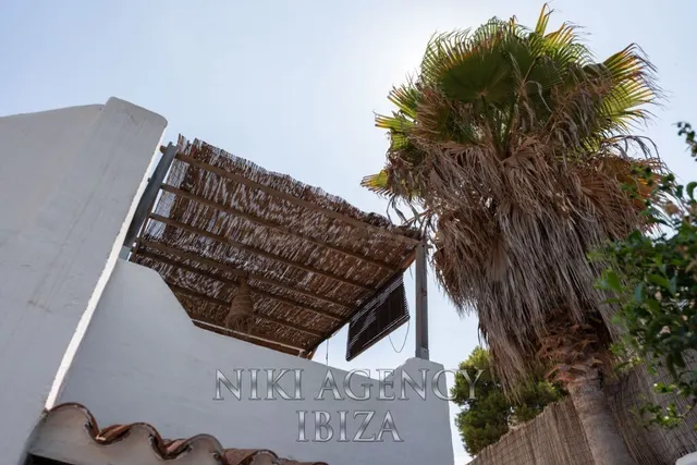 Casa-Chalet en Venta en Santa Eularia Des Riu Baleares — 48