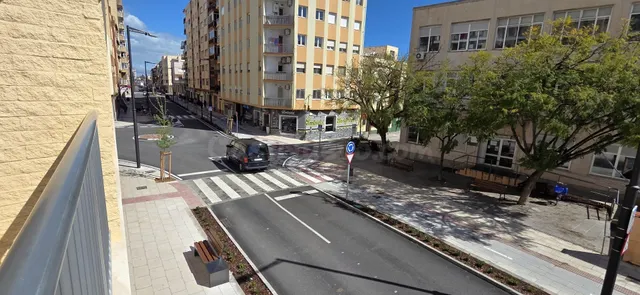 PISO CENTRICO AV LIBERTAD CON PLAZA DE APARCAMIENTO OPCIONAL - foto 3