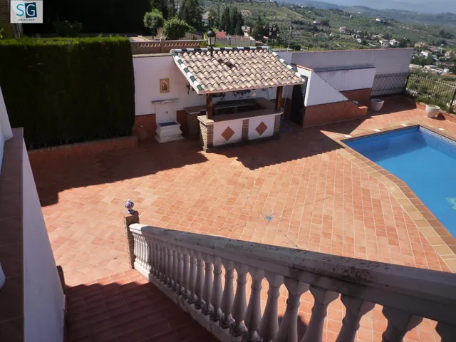 Chalet independiente con vistas panorámicas a Granada — 18