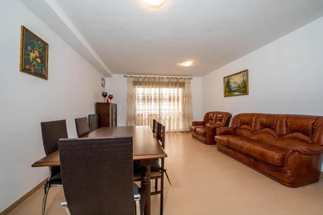 Apartamento en calle Pedro Lorca — 2