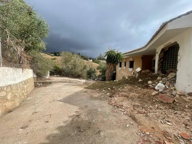 se vende suelo urbano en la carretera de Mijas Pueblo con vistas al mar — 7