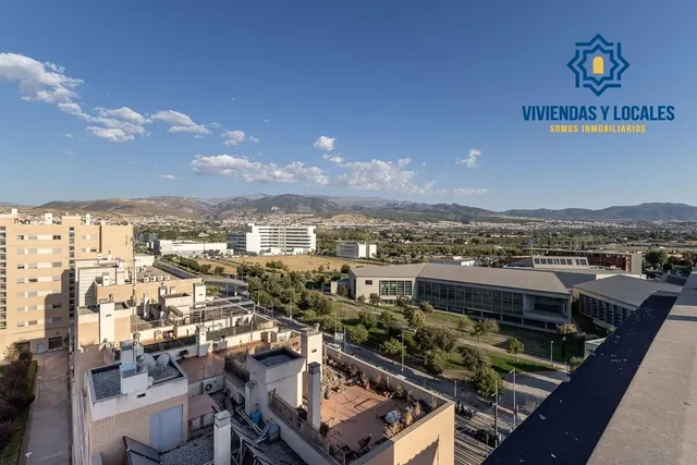 Ático dúplex en Campus de la Salud — 21